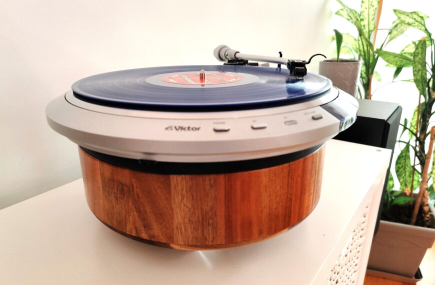 JVC Victor TT 81 Turntable + Denon DA 309 + Shure M95